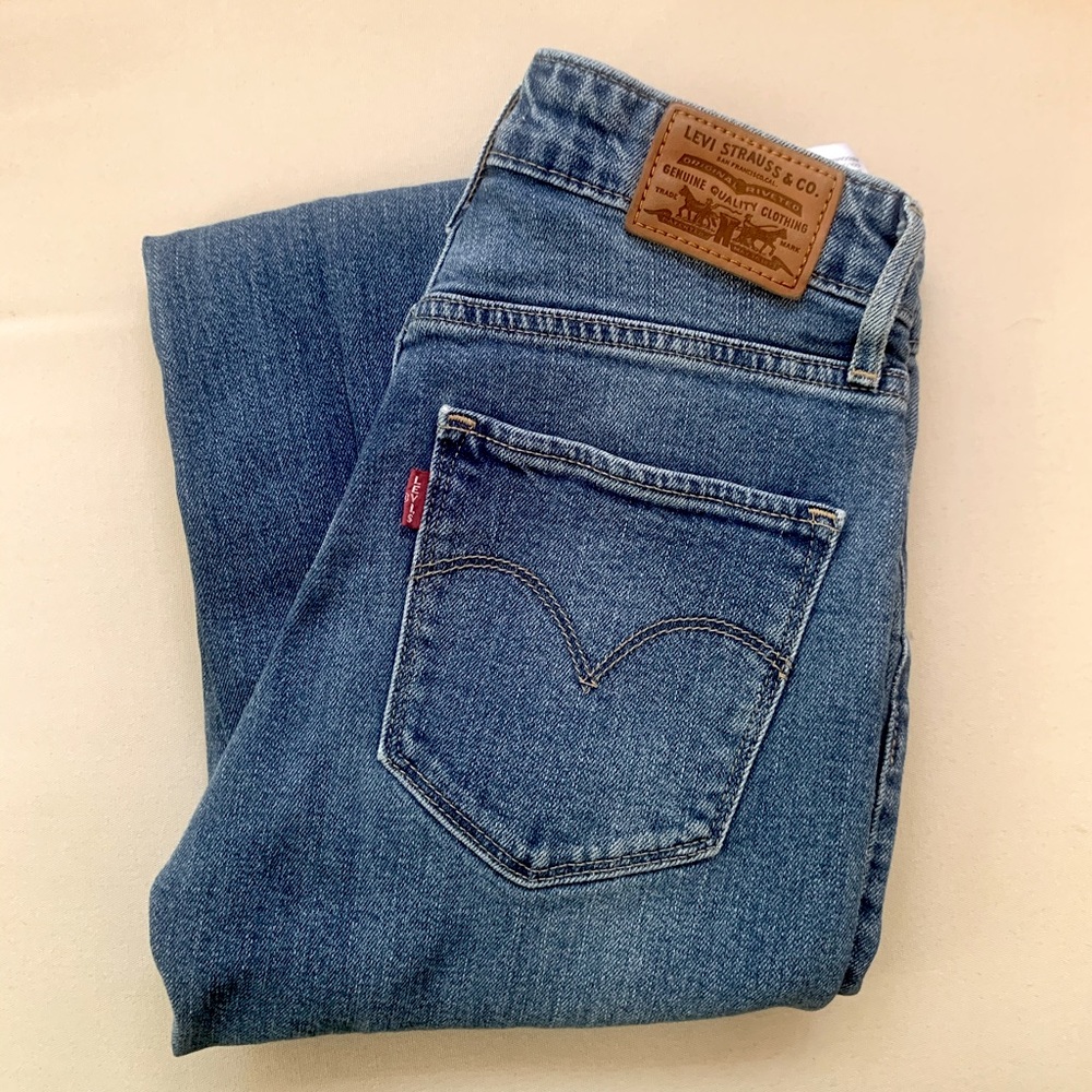 Levi’s High Rise Jeans, Size 24